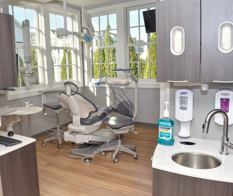 modern dental office in Roslyn, NY